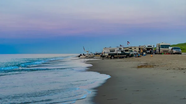 Suv Piknik Plaży Północnej Stronie Provincelands Cape Cod Widokiem Ocean — Zdjęcie stockowe