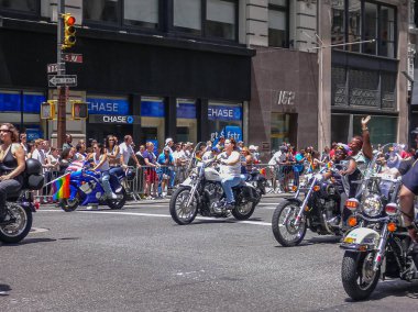 5th Avenue, Manhattan, New York City - 24 Haziran 2007: 37 yıllık Nyc Pride Ay, Lgbt Pride Parade.