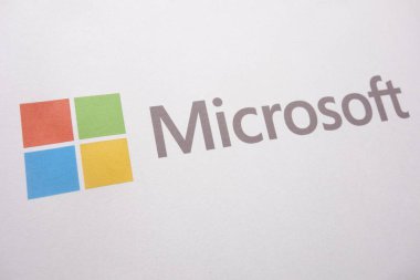 Konskie, Polonya - 02 Mayıs 2018: logo kağıt sayfası Microsoft marka