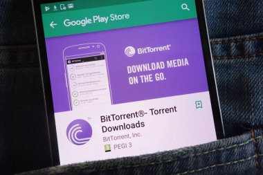 Konskie, Polonya - 02 Haziran 2018: Bittorrent app kot pantolon cebinde gizli smartphone üzerinde görüntülenen Google oyun mağaza web sitesinde