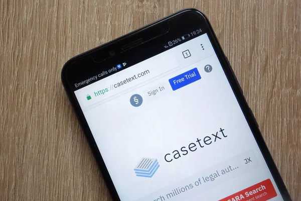 Konskie, polen - 26. Juli 2018: casetext website angezeigt auf einem modernen smartphone — Stockbild Konskie Polen Juli 2018 Casetext Website Angezeigt Auf Einem Modernen — Stockfoto
