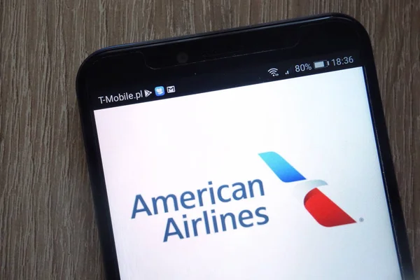 Konskie Polonia Agosto 2018 Logotipo American Airlines Smartphone Moderno — Foto de Stock