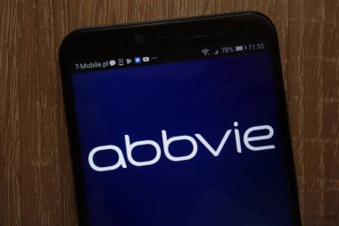 Konskie, Polonya - 18 Ağustos 2018: modern bir akıllı telefon üzerinde görüntülenen Abbvie logosu