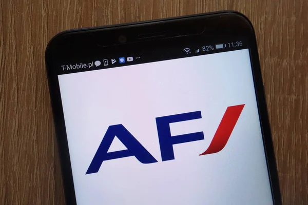 Haarlem Polen Augusti 2018 Air France Logotyp Visas Modern Smartphone — Stockfoto