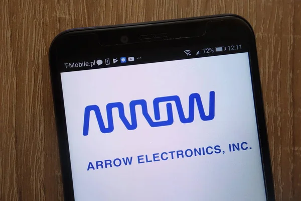Końskie Polska Sierpień 2018 Arrow Electronics Logo Wyświetlane Nowoczesny Smartfon — Zdjęcie stockowe