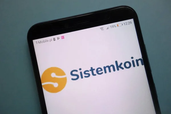 Konskie Poland November 2018 Sistemkoin Kryptowährungsbörse Logo Auf Smartphone — Stockfoto