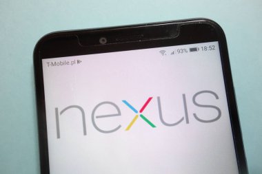 Konskie, Polonya - 10 Kasım 2018: Google Nexus smartphone logosuna