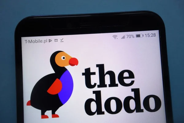 Konskie Lengyelország November 2018 Ban Dodo Logó Jelenik Meg Smartphone — Stock Fotó