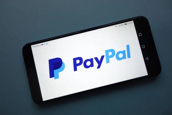 Konskie Polonia Noviembre 2018 Logotipo Paypal Mostrado Teléfono Inteligente — Foto de Stock