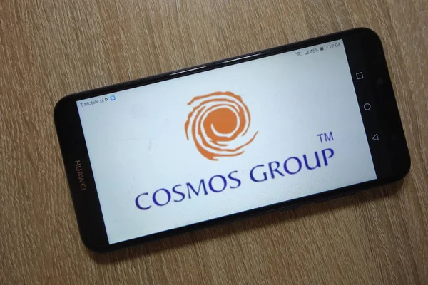 Konskie Poland December 2018 Cosmos Group Logo Displayed Smartphone — Stock Photo, Image