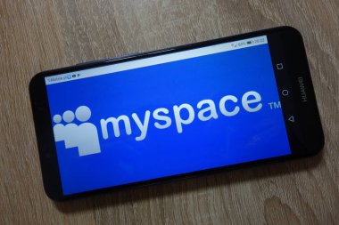 Konskie, Polonya - 04 Aralık 2018: smartphone üzerinde görüntülenen Myspace logosu