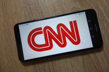 Konskie, Polonya - 04 Aralık 2018: smartphone üzerinde görüntülenen kablo kanalı (Cnn) logo