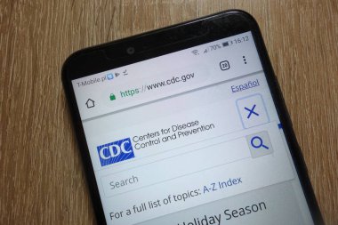 Konskie, Polonya - 09 Aralık 2018: Merkezleri hastalık kontrol ve önleme (Cdc) Web sitesi smartphone üzerinde görüntülenen