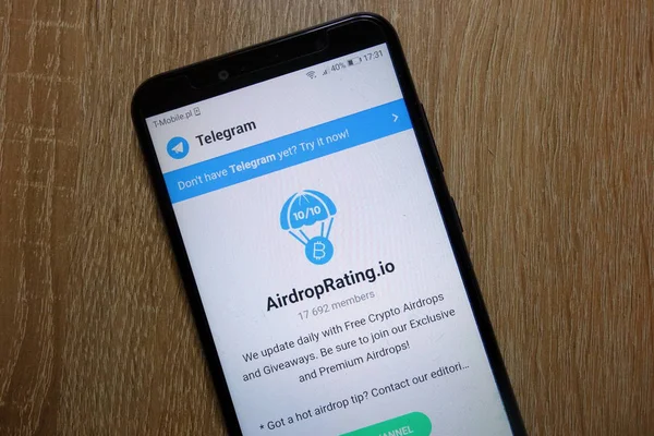 Konskie Poland December 2018 Airdroprating Channel Telegram Website Displayed Smartphone — Stock Photo, Image
