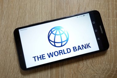 Konskie, Polonya - 11 Ocak 2019: smartphone üzerinde görüntülenen Dünya Bankası logosu