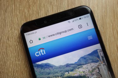 Konskie, Polonya - 22 Ocak 2019: smartphone üzerinde görüntülenen Citigroup Web sitesi (www.citigroup.com)