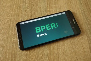 Konskie, Polonya - 23 Şubat 2019: smartphone üzerinde görüntülenen Bper Banca S.p.A. logosu