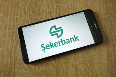 Konskie, Polonya - 16 Mart 2019: smartphone üzerinde görüntülenen Şekerbank tas logosu
