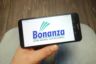 Konskie, Polonya - 05 Mayıs 2019: Bonanza Portfolio şirket logosu akıllı telefonda görüntülendi
