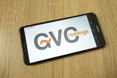 Konskie, Polonya - 21 Haziran 2019: Cep telefonunda Gvc Holdings plc şirket logosu