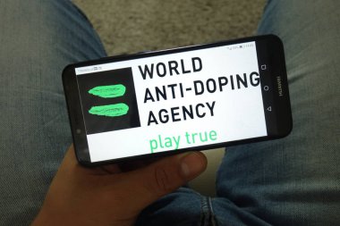 Konskie, Polonya - 29 Haziran 2019: Dünya Dopingle Mücadele Ajansı - Cep telefonunda Wada logosu