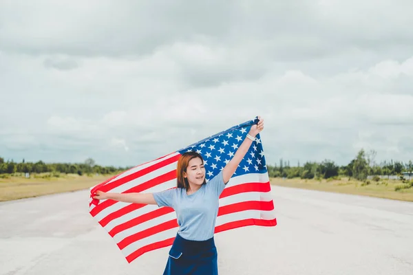 Happy Woman Standing American Flag Patriotic Holiday Usa Celebrate 4Th — Stock Photo, Image