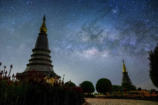 Voie Lactée Élève Dessus Pagode Nabhamethanidol Nabhapolbhumisiri Thaïlande — Photo