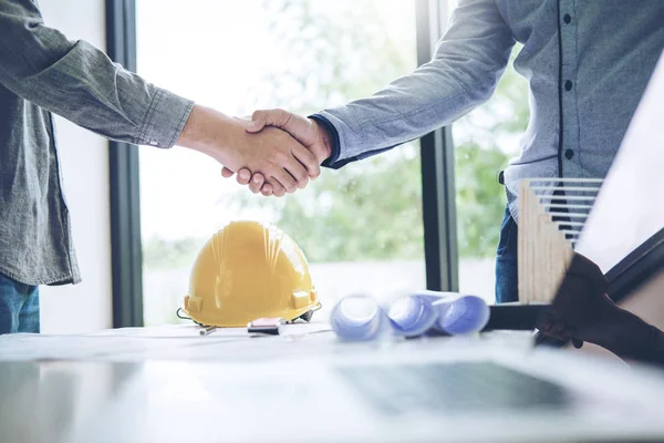 Engineer Handshake Meeting Architectural Project Working Partner Engineering Workplace — Stock Photo, Image