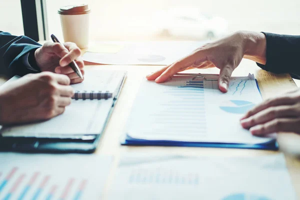 Kollegen Aus Dem Business Team Treffen Sich Zur Planung Der — Stockfoto