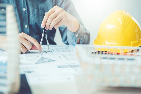 Engineer Meeting Architectural Project Working Partner Engineering Workplace — Stock Photo, Image
