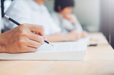 Son sınavı üniversite öğrencileri üniversite sınavı test