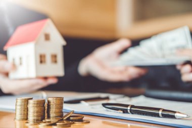 Para dolar satış Aracısı ve oturum sözleşmesi sözleşme için sigortası konut kavramı veren müşteri