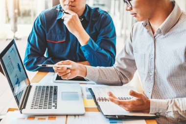 Strateji planlama toplantı takım iş danışmanlığı ortak çalışan bir