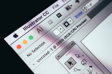 Yunanistan, Kavala - 15 Ocak 2018: Adobe Illustrator uygulamasını bir ekranda MacBook, yakın çekim.