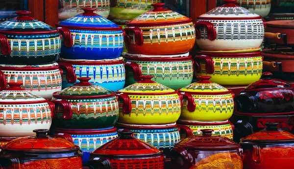 Traditionally Decorated Colorful Souvenir Pots Tourist Shop Bulgaria — Stock Photo, Image