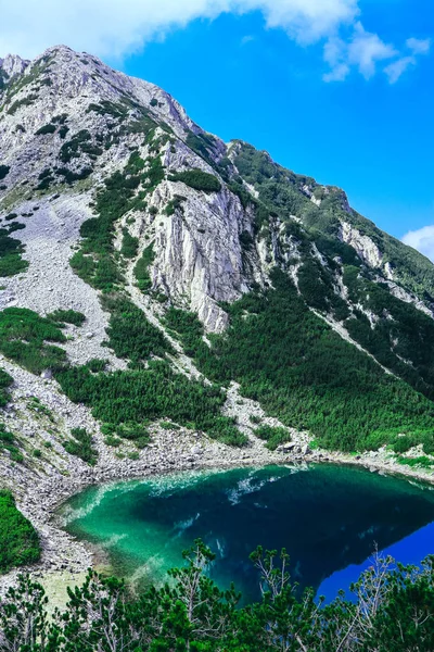 Amazing Alpine Lake High Mountains Beautiful Fiord Mountain River Hiking — Stock Photo, Image