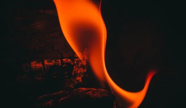 Chama Fogo Colorida Lenha Queimada Lareira Laço Lenha Chaminé Incêndio — Fotografia de Stock