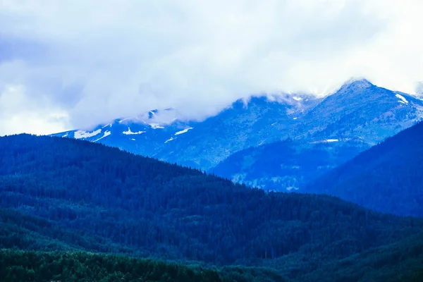 Belle Montagne Ghiaccio Alpino Cime Con Neve Ora Legale Sfondo — Foto Stock