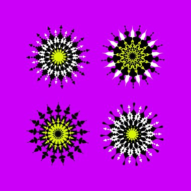 Farklı renkli oryantal geometrik mandala şekil, Asya halk sanat kümesi. Soyut yıldız şekli yuvarlakça dekor öğeleri. Yeşil, mor ve mor renkler.
