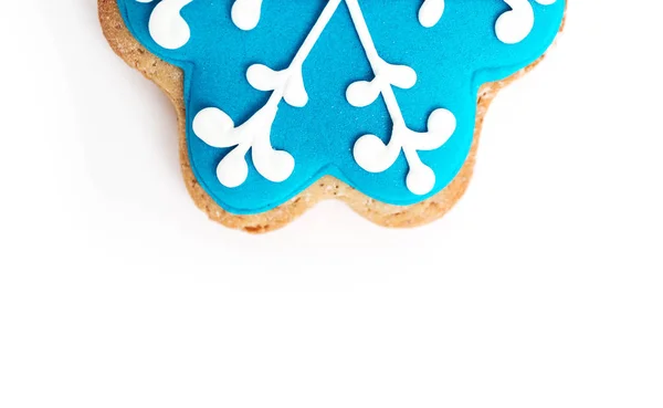 Biscoito Forma Floco Neve Azul Com Mordida Isolado Branco Natal — Fotografia de Stock