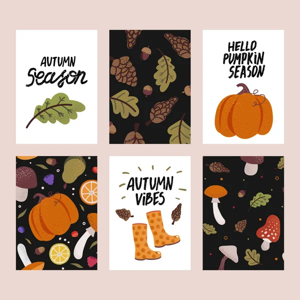 El yazısıyla yazılmış şirin sonbahar kartları seti. Balkabağı, mantar ve diğer sonbahar elementleriyle dolu güzel posterler.