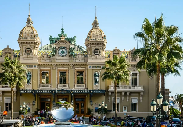 Entrada al Casino Monte Carlo en el Principado de Mónaco —  Fotos de Stock