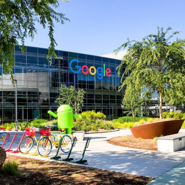 Googleplex - Google merkezinin motosiklet