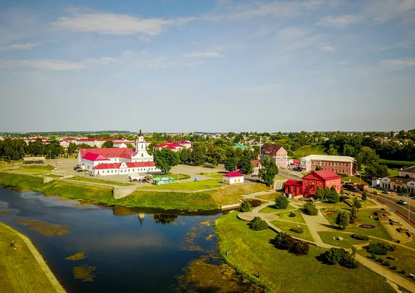 Vista aérea do centro histórico da cidade em Orsha Belarus — Fotografia de Stock