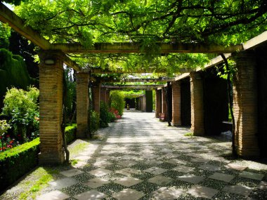 Alhambra, İspanya 'daki Generalife bahçelerinin manzarası. Endülüs (Endülüs)). 