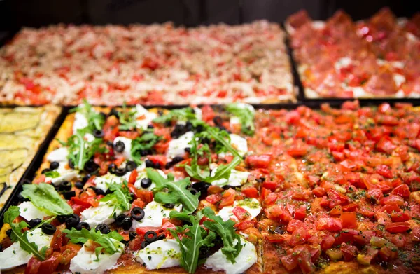 Tasty Italian Pizza Close — Stock Photo, Image