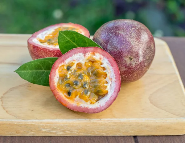 tutku meyve tropikal bahçe zemin üzerine ahşap tablo