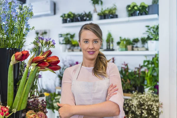 Beautiful Young Florist Flower Shop Portrait Owner Flower Shop Portrait — Stock Photo, Image