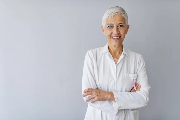 Happy Female Doctor Hospital Beautiful Mature Doctor Female Doctor Standing — Stock Photo, Image