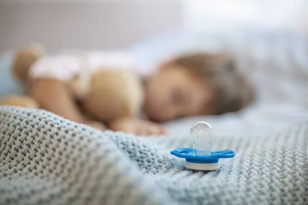 Baby Boy Sleeping Teddy Bear Pacifier Time Sleep Concept Focus — Stock Photo, Image